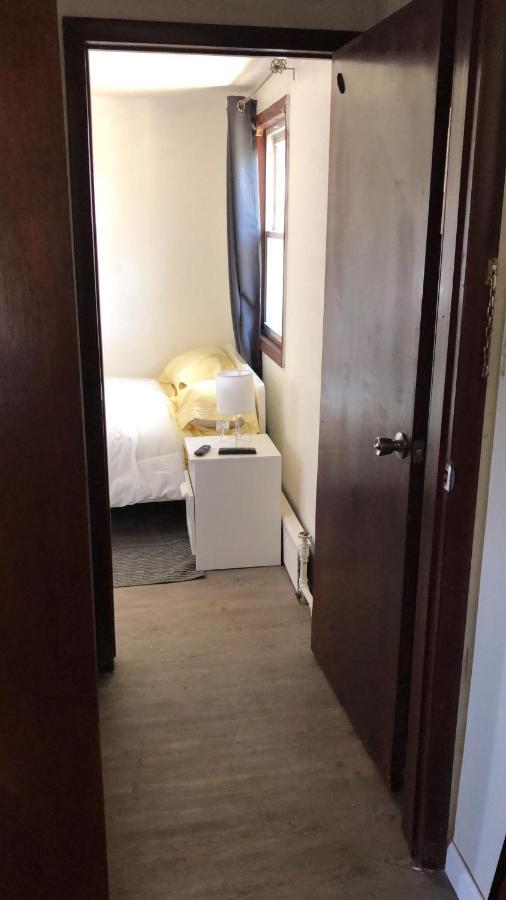 Cozy Room With Private Bathroom Нью-Йорк Экстерьер фото
